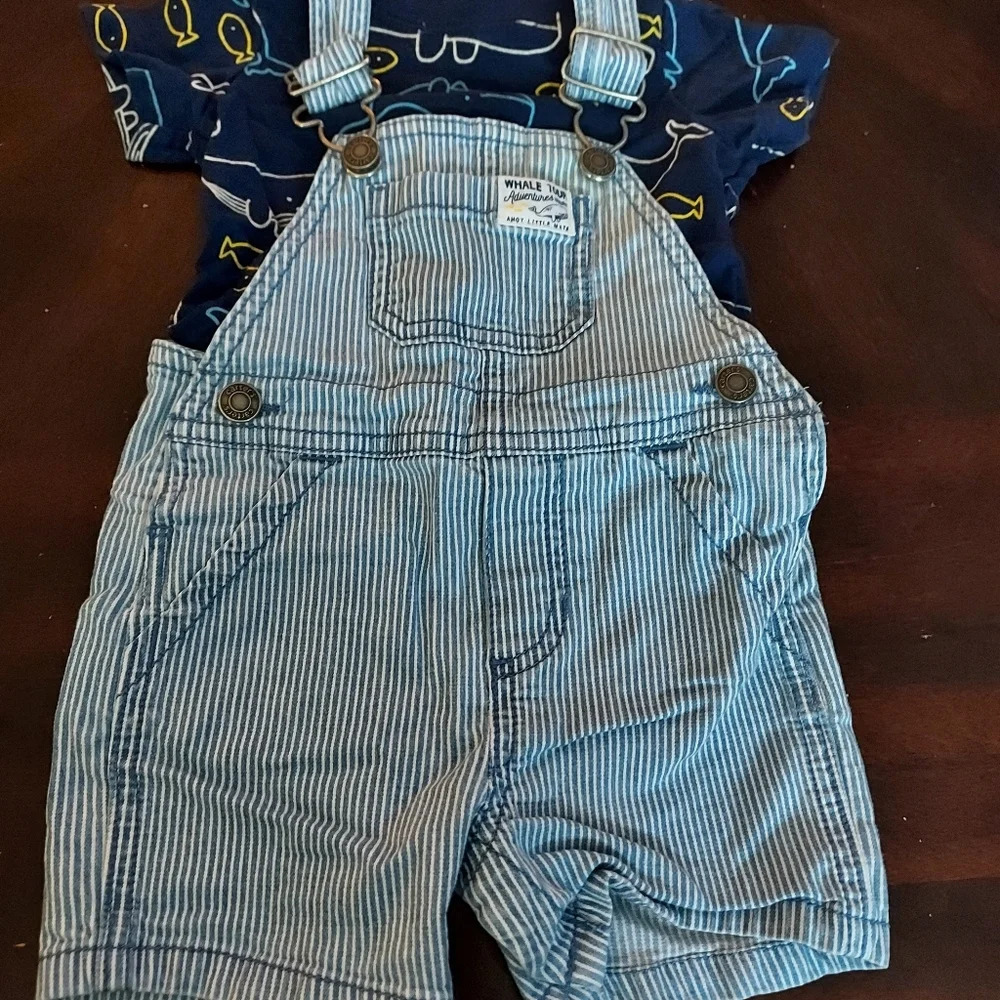 Carters Baby Boys 2-Piece Whale Tee and Short Overalls Set in Size 6M - Picture 2 of 9